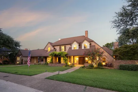 $1,799,000 | 14820 Bellbrook Drive, Addison, TX 75254