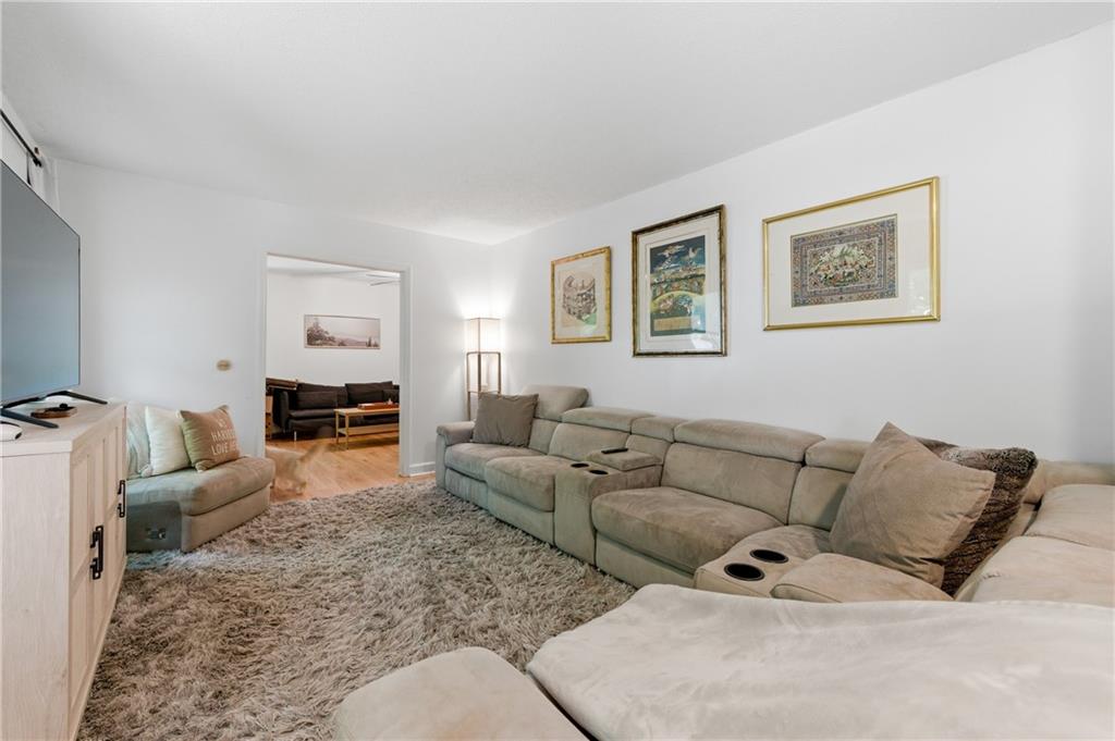 860 Oakdale Road Canton, GA 30114 - Photo 11 of 32