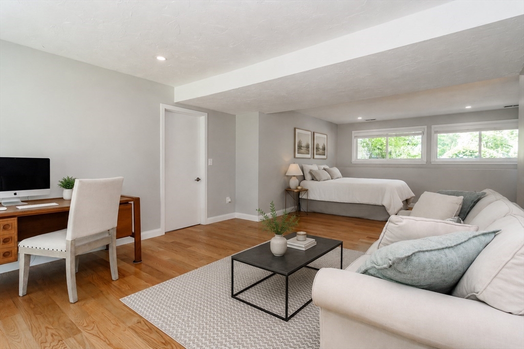 9 Merifield Lane Natick, MA 01760 - Photo 13 of 20