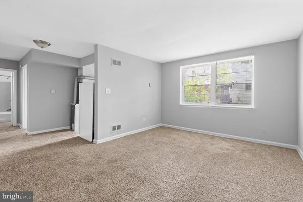 $1,079 | 206 Trenton Place Southeast, Unit 103, Washington, DC 20032