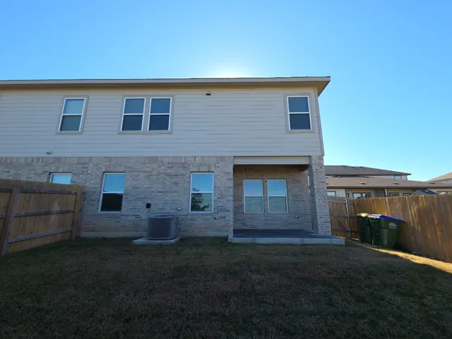 $1,895 | 18612 Cremello Dr Manor, Unit A, Manor, TX 78653