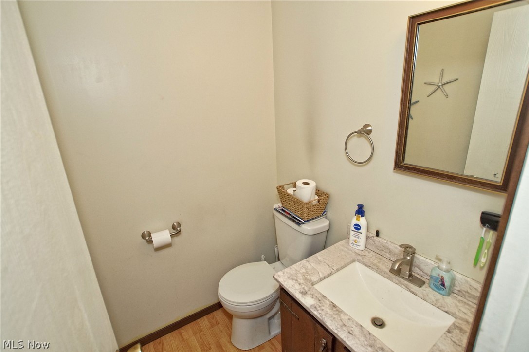 14745 Leroy Center Road Thompson, OH 44086 - Photo 14 of 33
