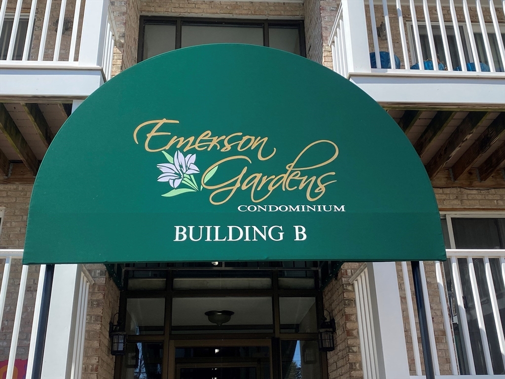 200 Manning Street, Unit 2B Hudson, MA 01749 - Photo 2 of 9 a front view of a house