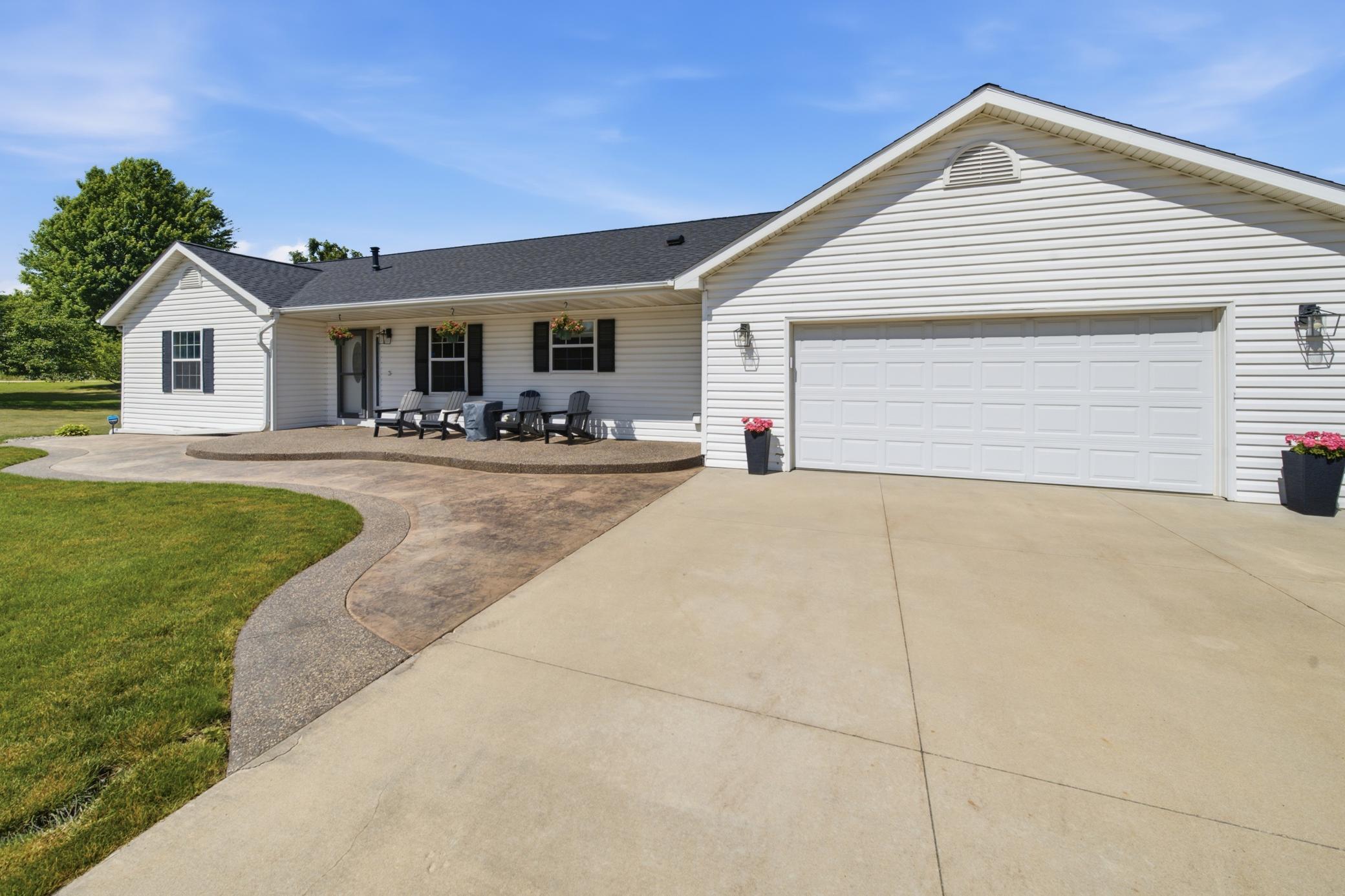 1090 Cedar Ridge Lane Southwest Oronoco, MN 55960 - Photo 2 of 75
