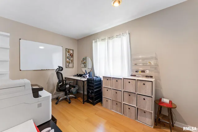 $264,000 | 5713 120th Avenue West, Milan, IL 61264