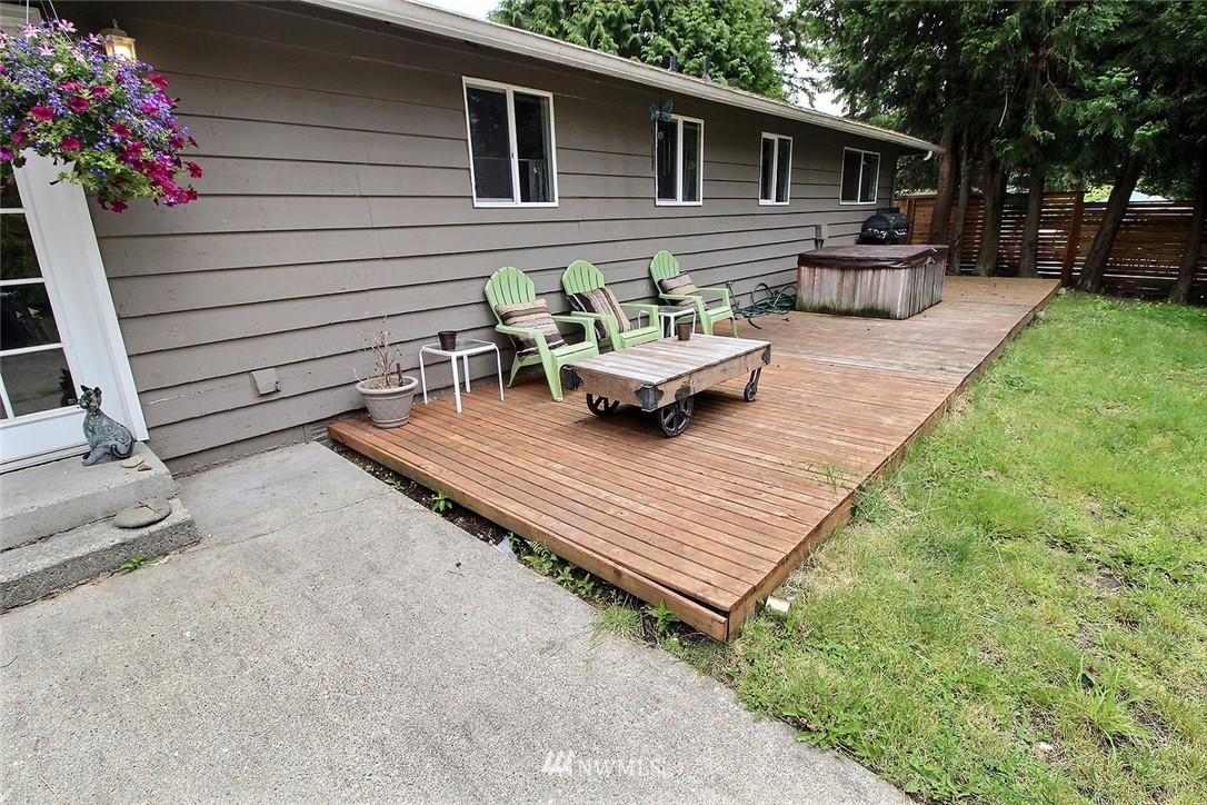 13201 Patriot Way Renton, WA 98059 - Photo 19 of 21 Gallery Image 19