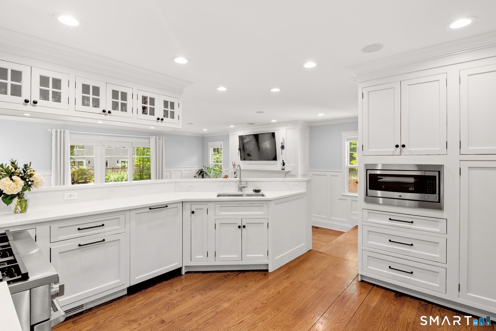 1644 Boston Post Road Darien, CT 06820 - Photo 11 of 40