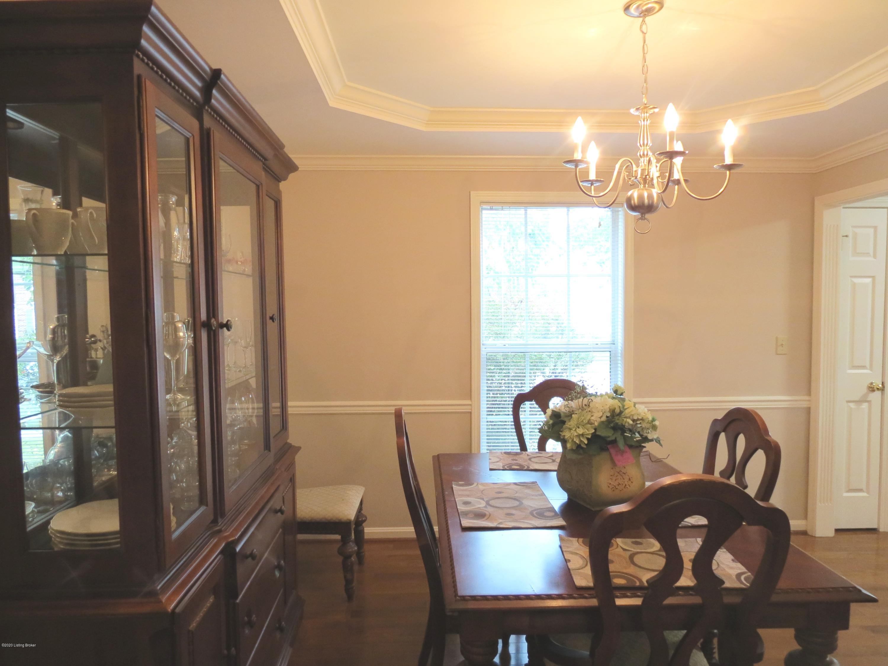 1401 Twin Ridge Road Louisville, KY 40242 - Photo 6 of 37 IMG_3350