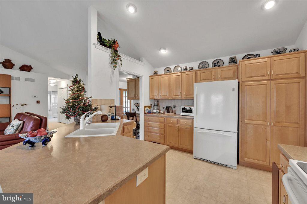 2222 Kilmer Road Manheim, PA 17545 - Photo 10 of 27