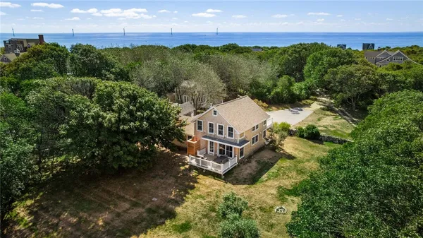 $3,895,000 | 804 Mohegan Trail, Block Island, RI 02807