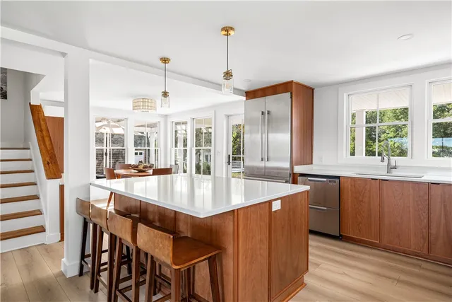 $3,895,000 | 804 Mohegan Trail, Block Island, RI 02807