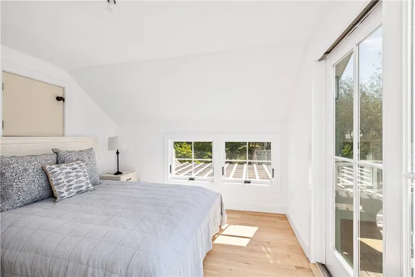 $3,895,000 | 804 Mohegan Trail, Block Island, RI 02807