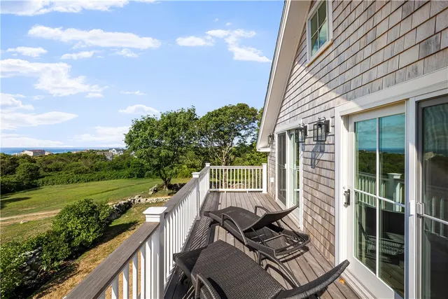 $3,895,000 | 804 Mohegan Trail, Block Island, RI 02807