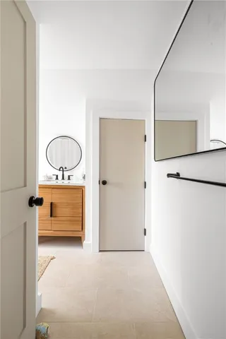 $3,895,000 | 804 Mohegan Trail, Block Island, RI 02807