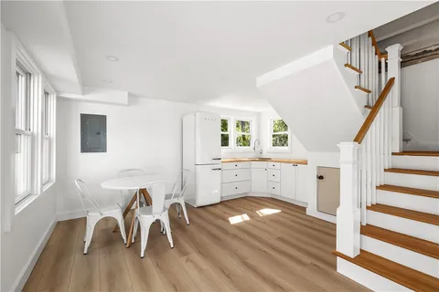 $3,895,000 | 804 Mohegan Trail, Block Island, RI 02807