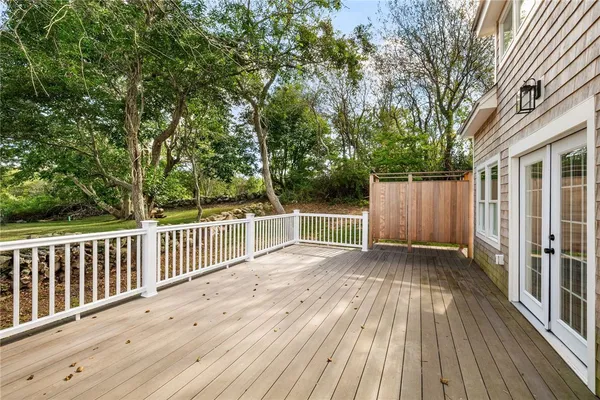 $3,895,000 | 804 Mohegan Trail, Block Island, RI 02807