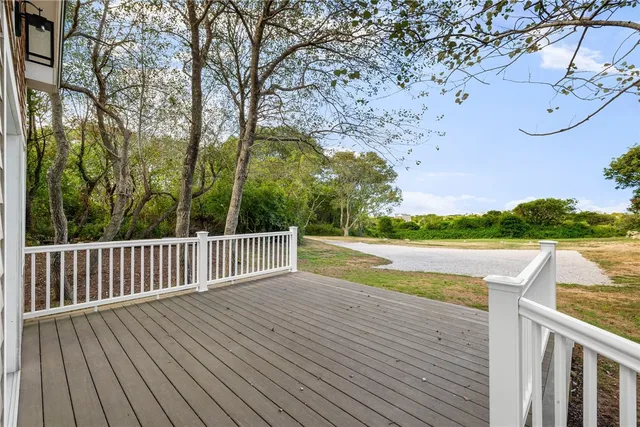 $3,895,000 | 804 Mohegan Trail, Block Island, RI 02807