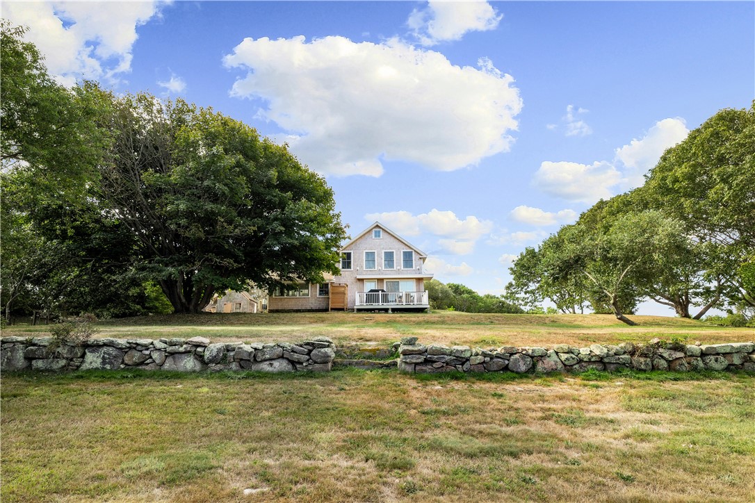 804 Mohegan Trail Block Island, RI 02807 - Photo 5 of 49