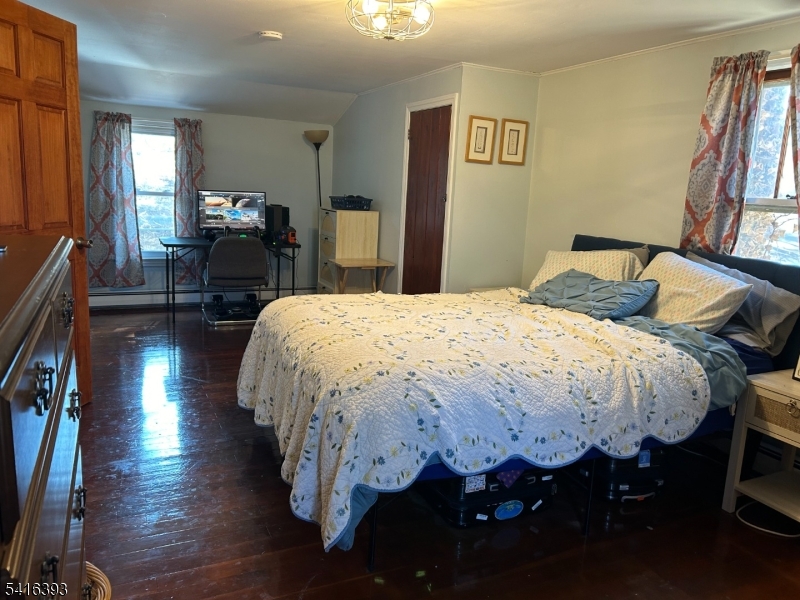 3 Crystal Springs Road Hamburg, NJ 07419 - Photo 17 of 25