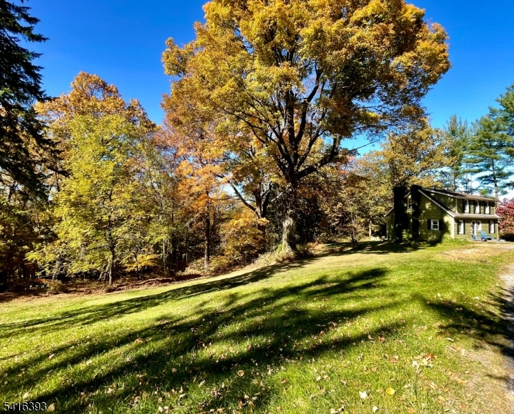 3 Crystal Springs Road Hamburg, NJ 07419 - Photo 23 of 25