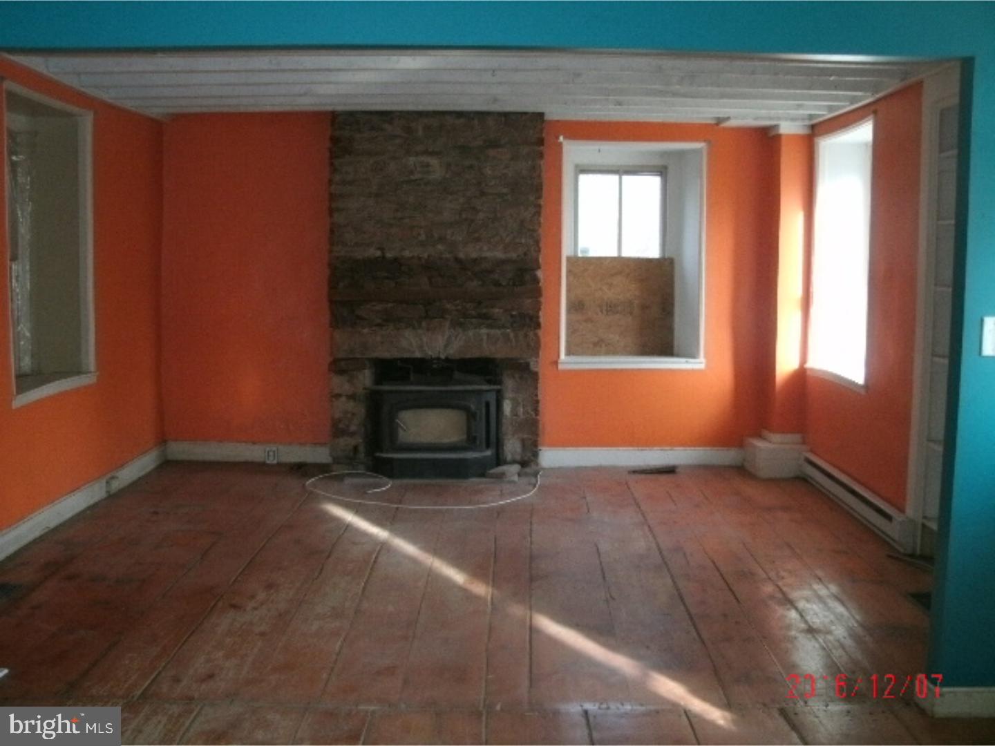 112 Middle Road Dublin, PA 18917 - Photo 2 of 13