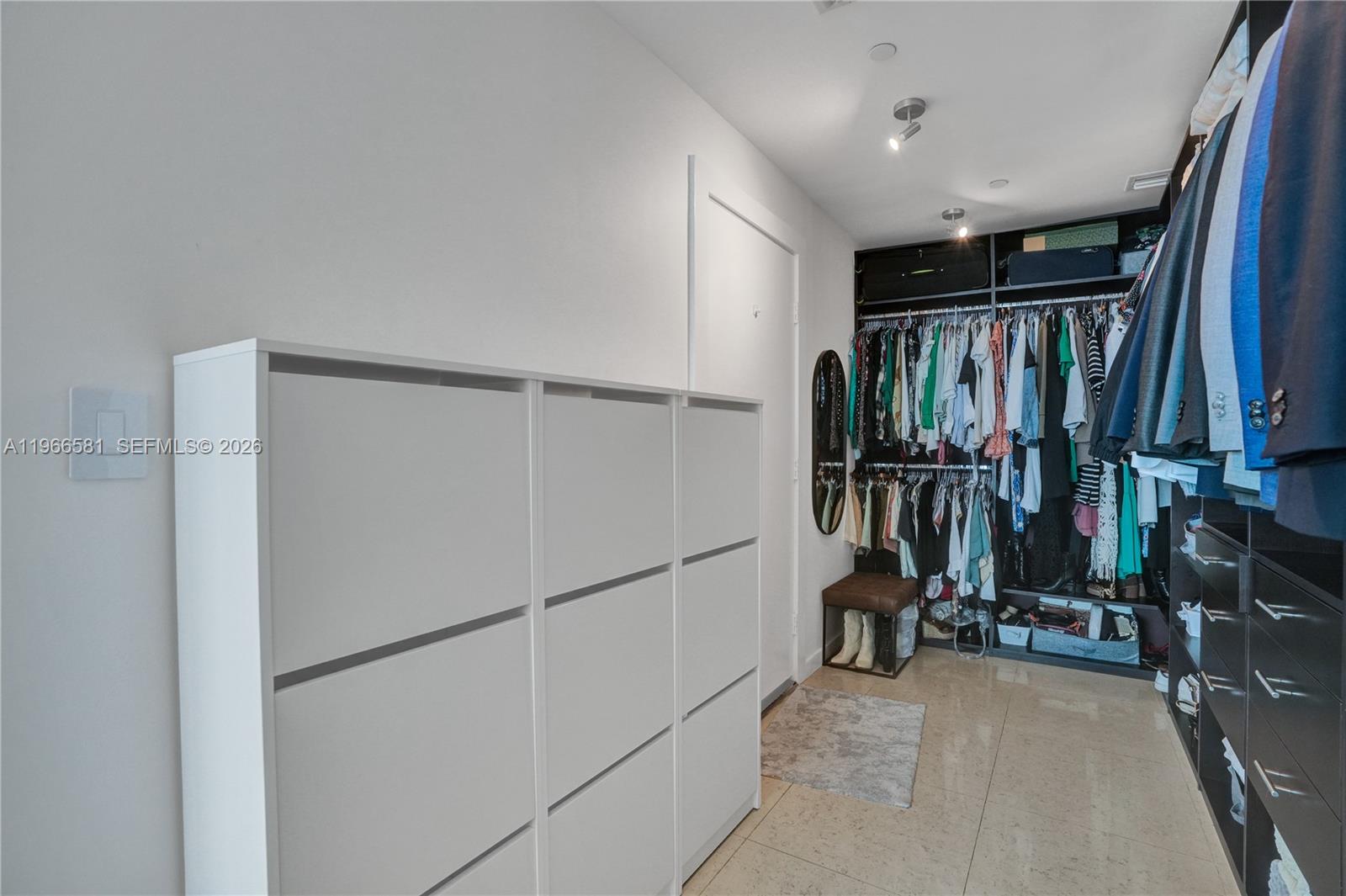 900 Biscayne Boulevard, Unit 2907 Miami, FL 33132 - Photo 21 of 54