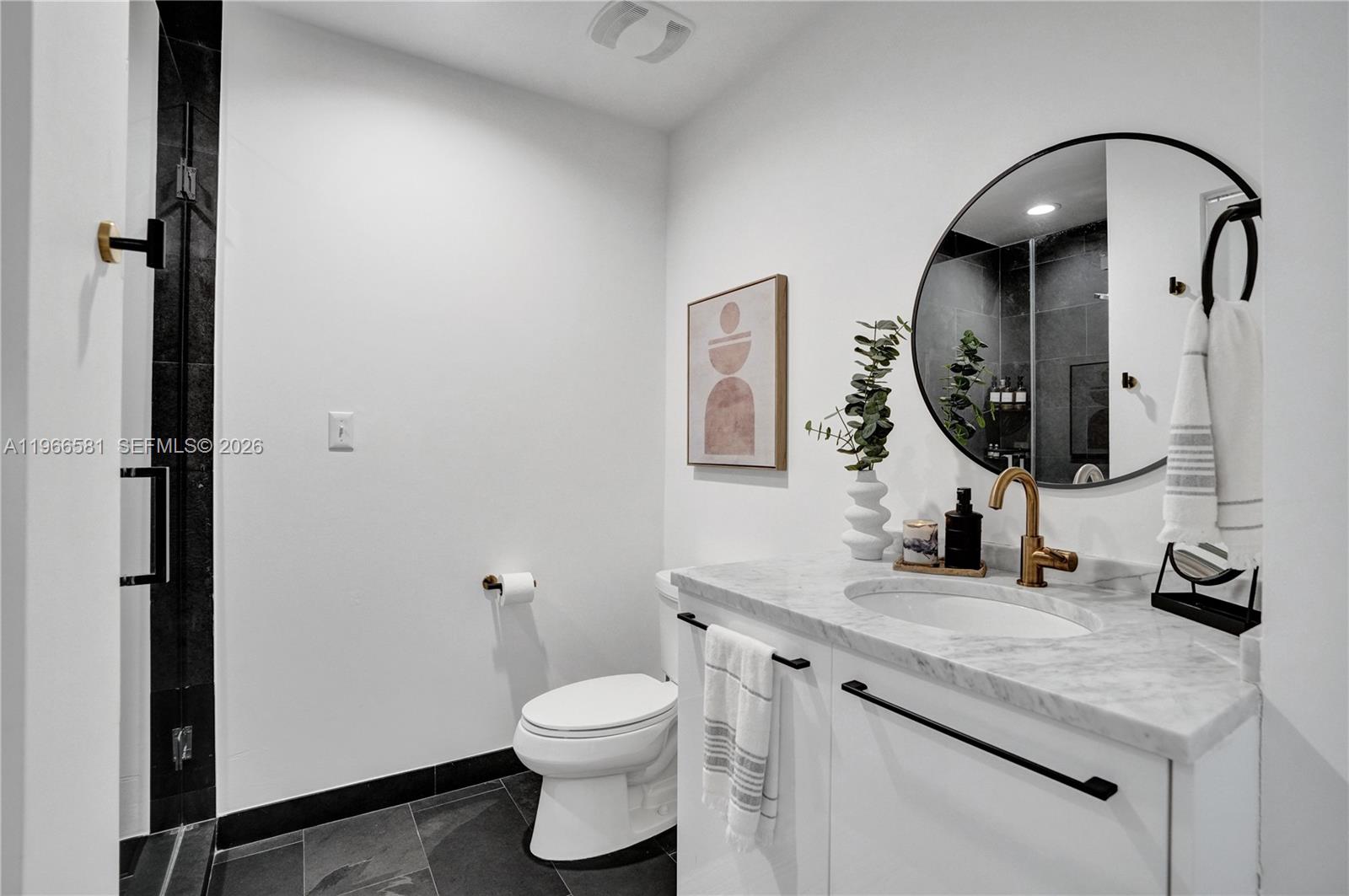 900 Biscayne Boulevard, Unit 2907 Miami, FL 33132 - Photo 24 of 54