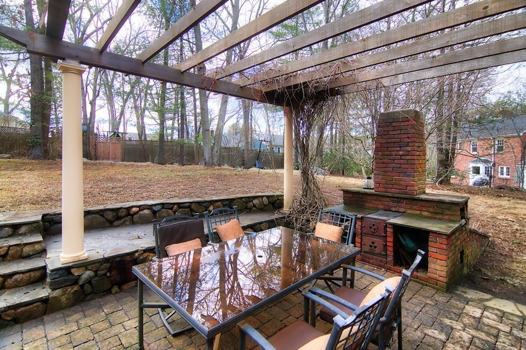 30 Blake Road Lexington, MA 02420 - Photo 23 of 24 Gallery Image 23