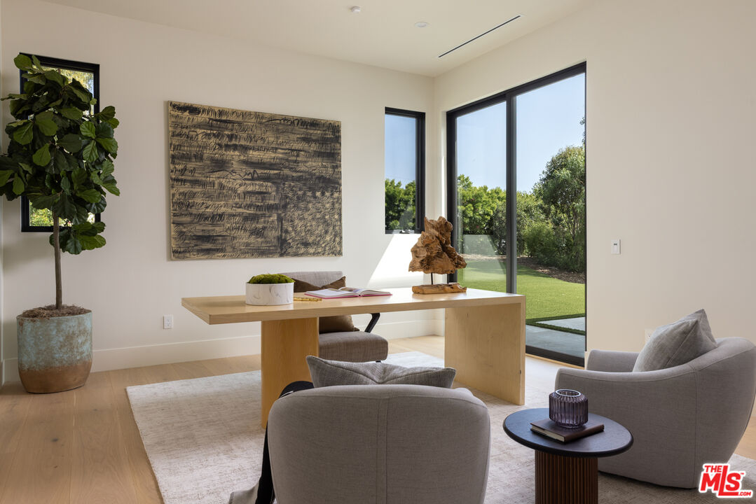 29924 Harvester Road Malibu, CA 90265 - Photo 11 of 30