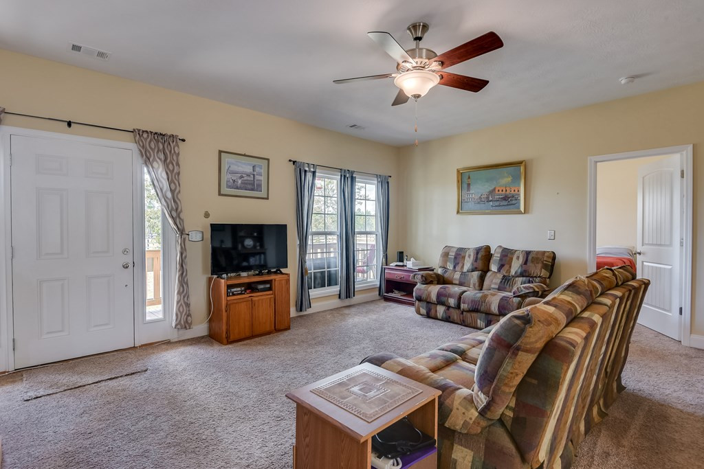 48 Pearl Bonnett Road Windsor, SC 29856 - Photo 10 of 37