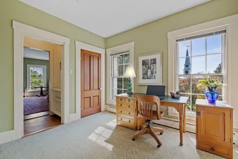$2,250,000 | 11-12 Highland Street, Meredith, NH 03253