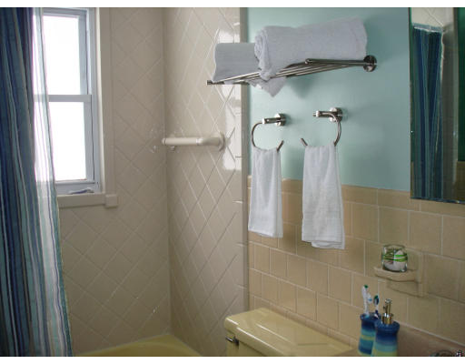3 Eastham Street Worcester, MA 01604 - Photo 6 of 7 Gallery Image 6