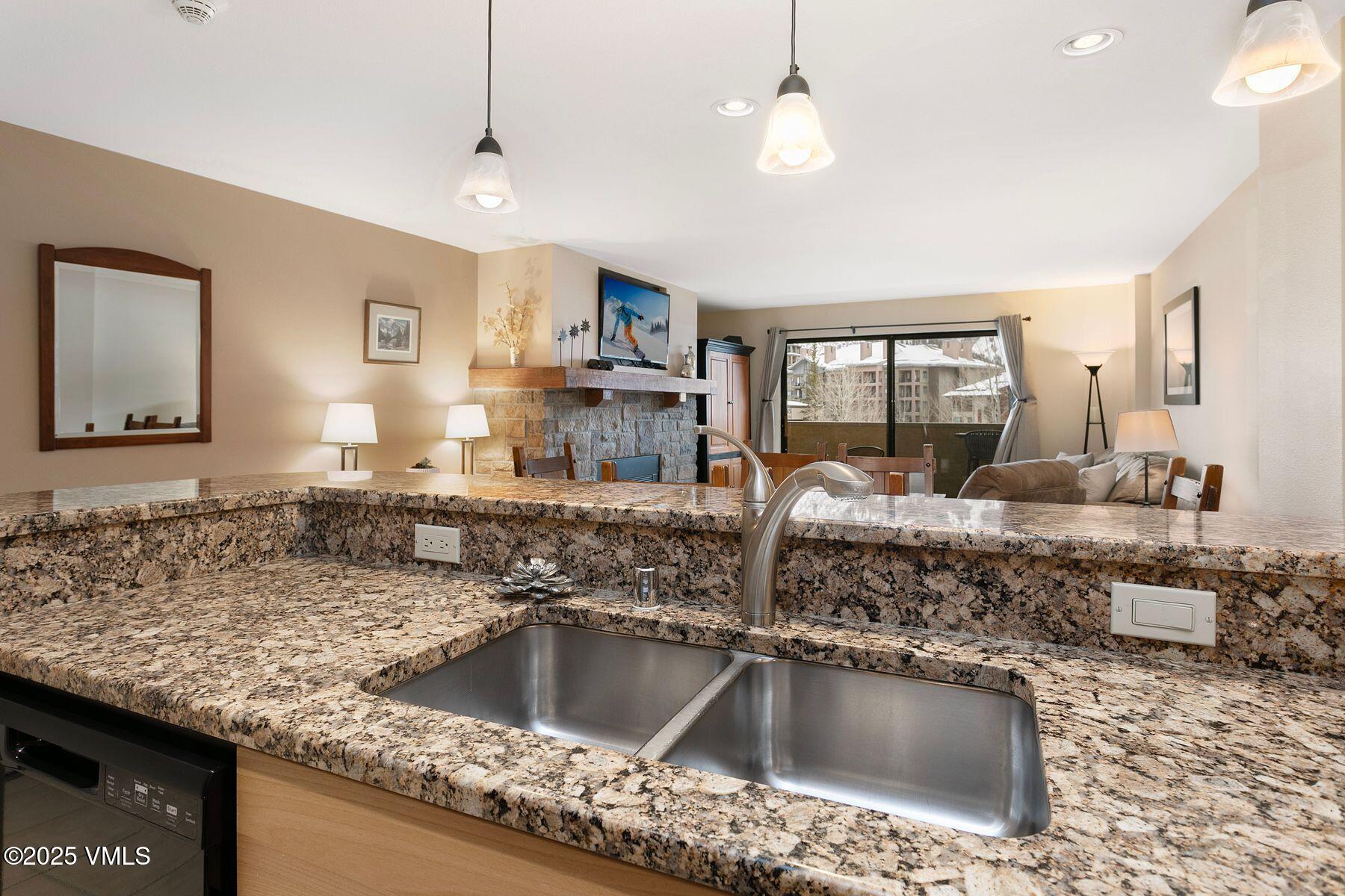 137 Benchmark Road, Unit 205 Avon, CO 81620 - Photo 11 of 23 Kitchen
