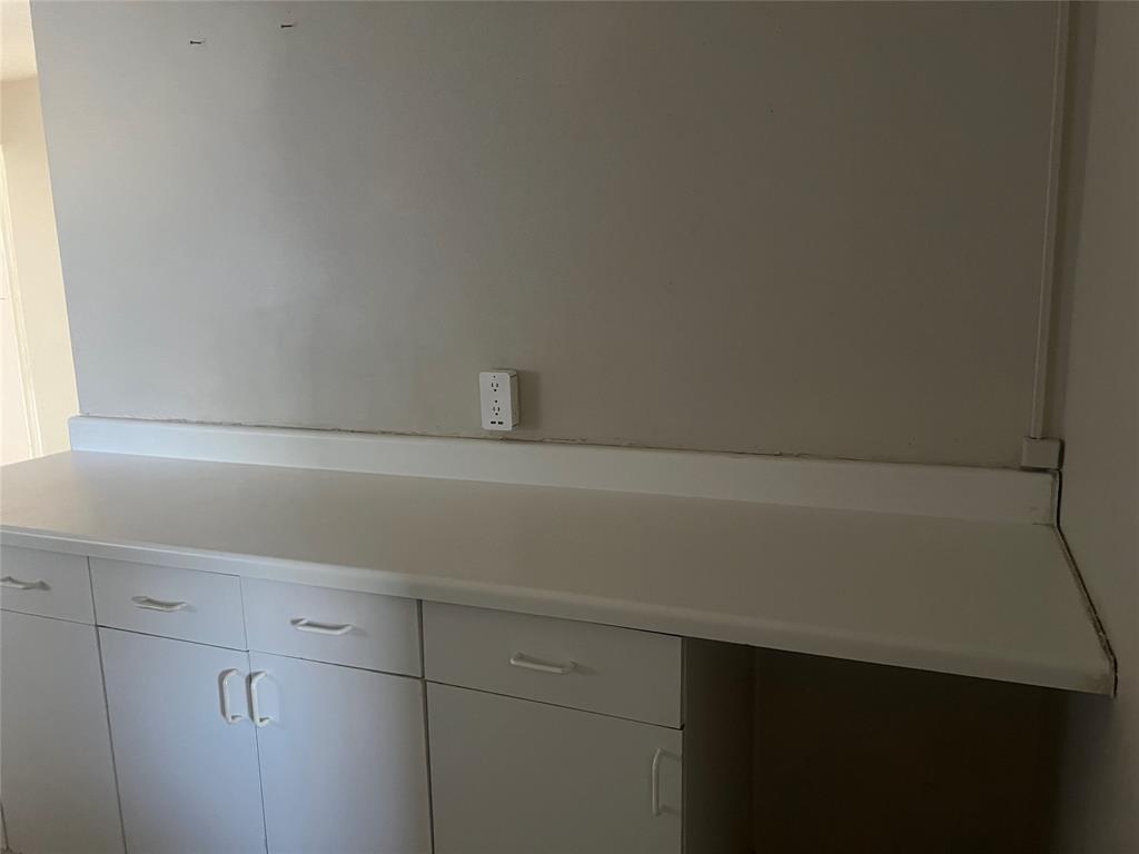 1721 Jocyle Street Arlington, TX 76010 - Photo 13 of 30 a close up of a sink