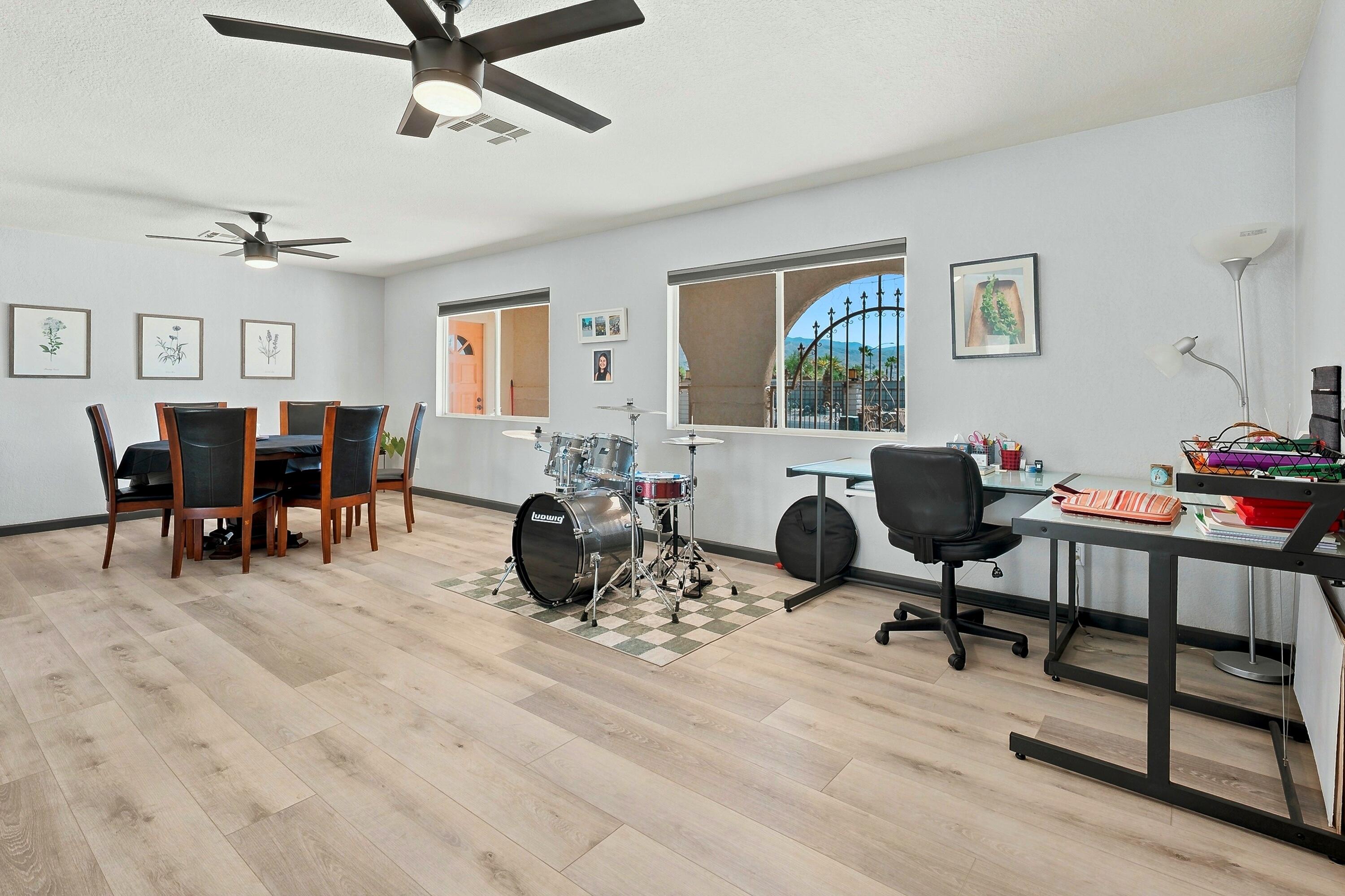 38075 Patrick Drive Indio, CA 92203 - Photo 16 of 30 25-Photo-25