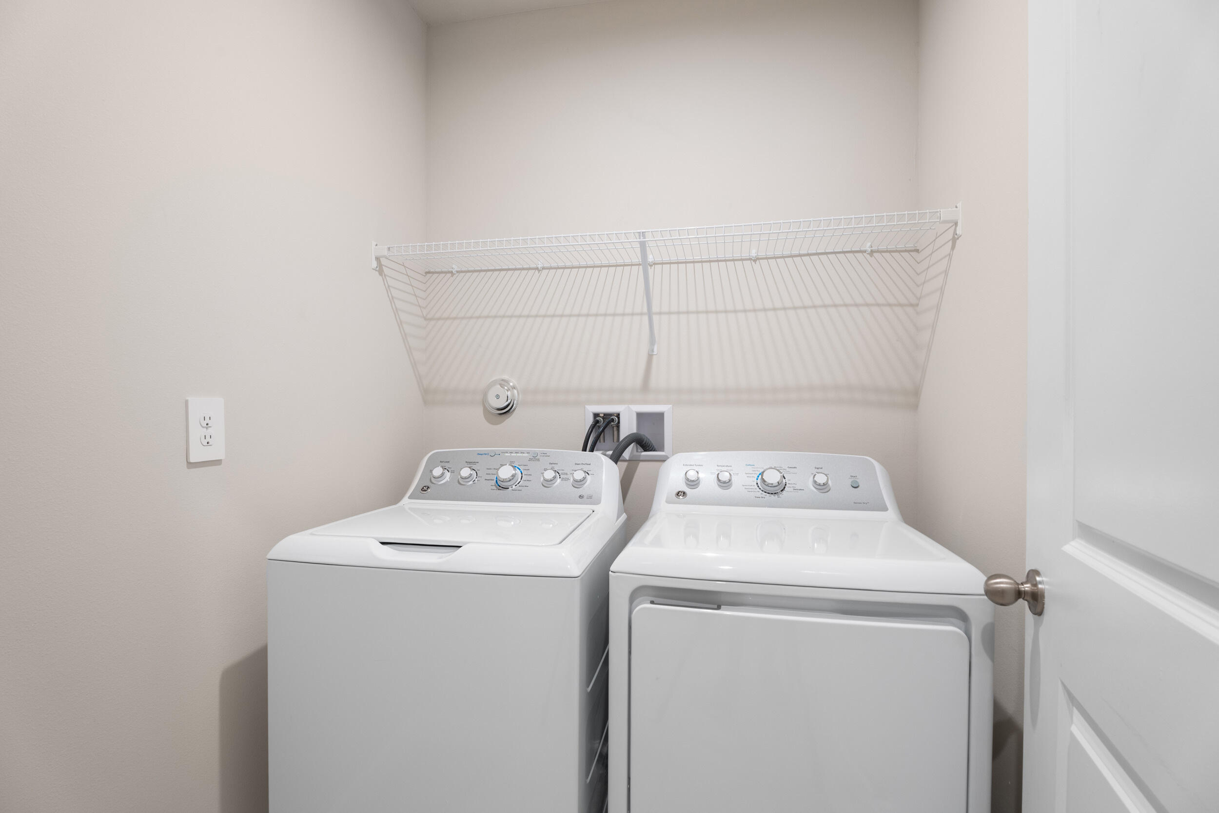 271 Raspberry Road Fort Pierce, FL 34981 - Photo 20 of 42 a utility room with dryer and washer