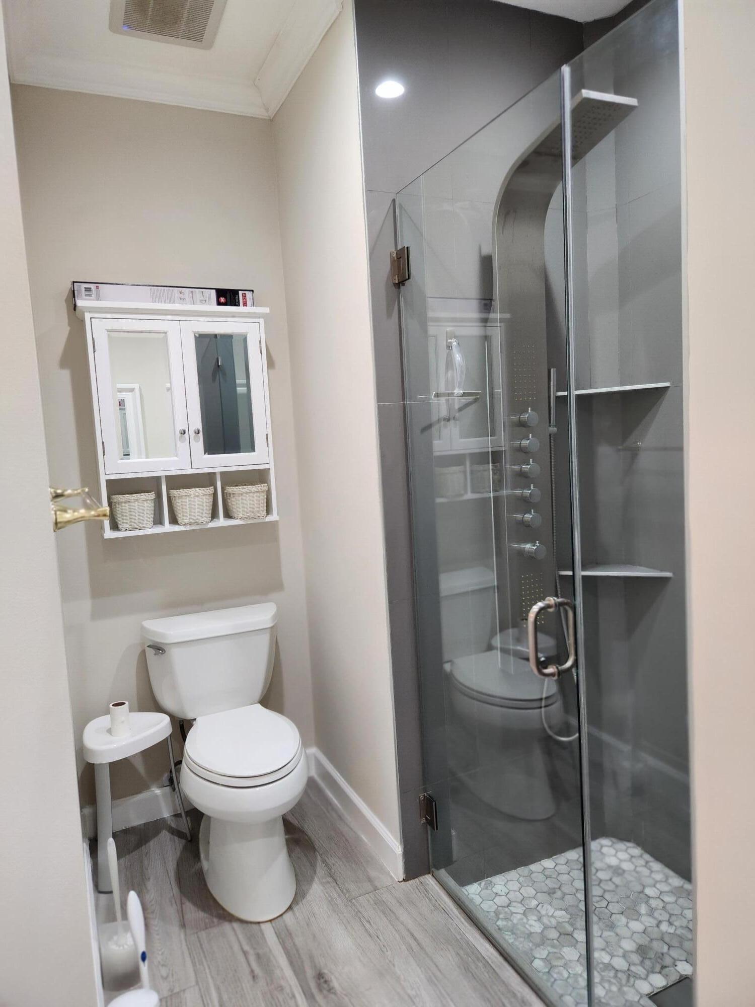 18412 Vía Di Regina Boca Raton, FL 33496 - Photo 11 of 20 20230714_165325