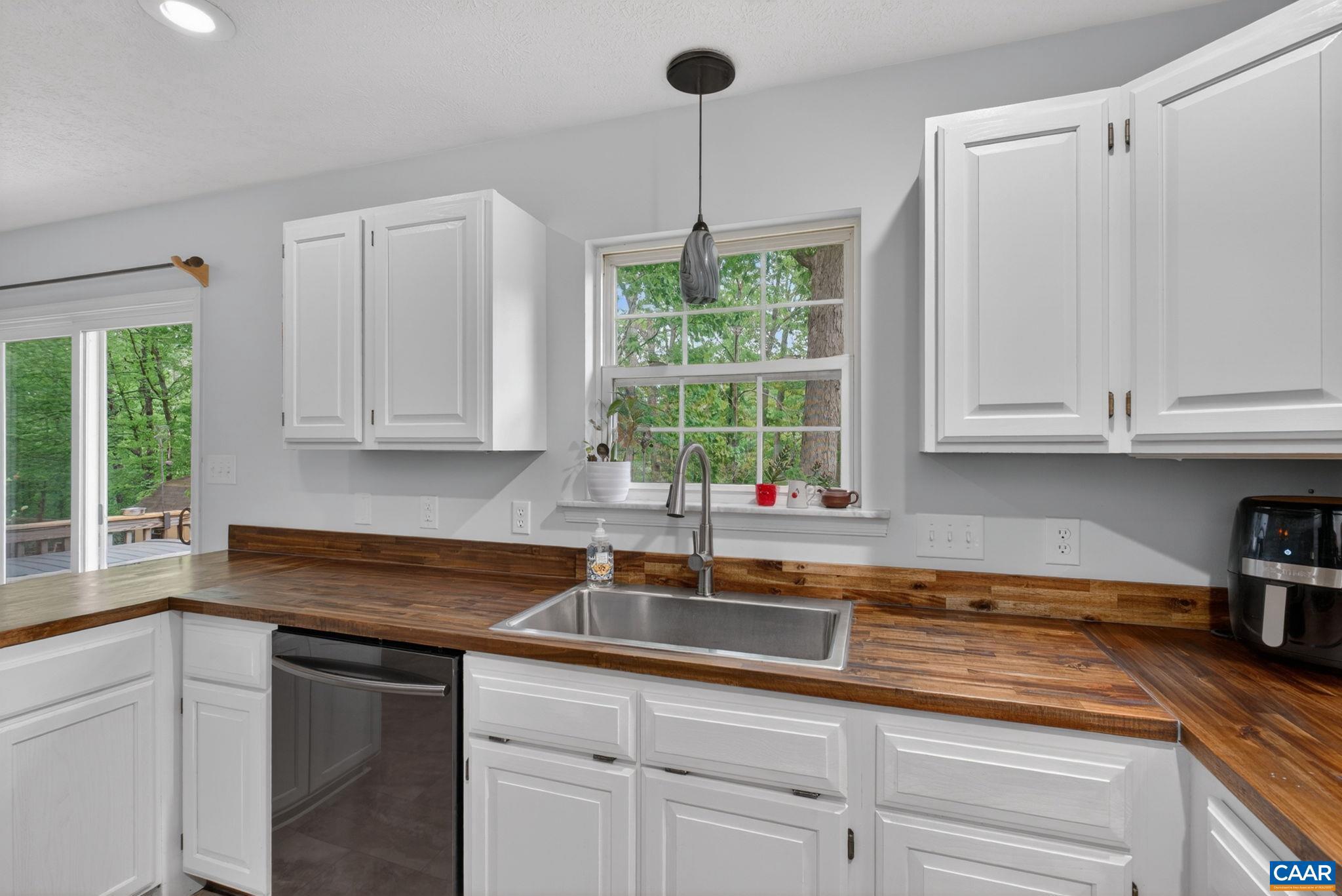 122 Mistie Ridge Lane Palmyra, VA 22963 - Photo 11 of 52