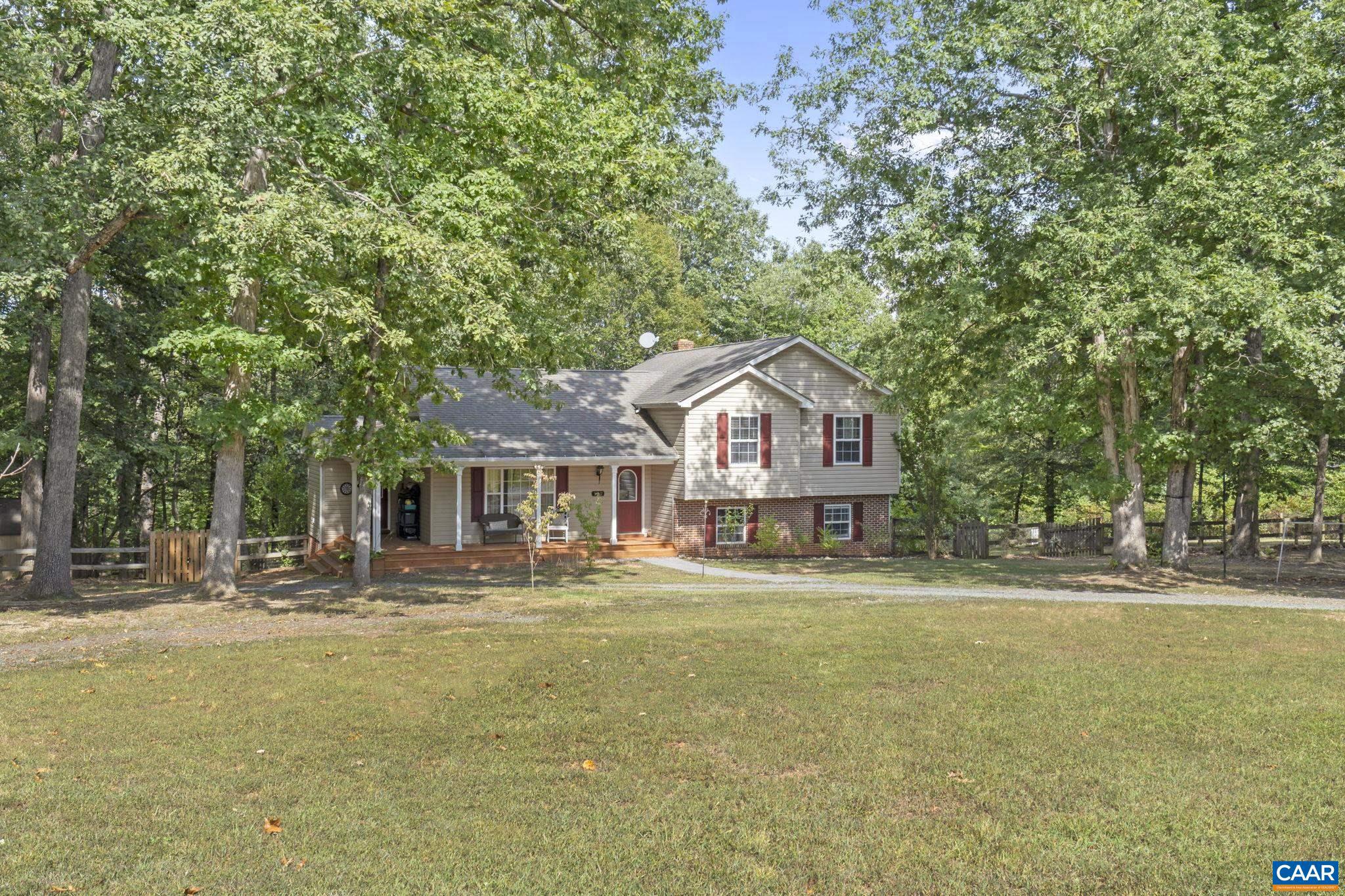 122 Mistie Ridge Lane Palmyra, VA 22963 - Photo 2 of 52