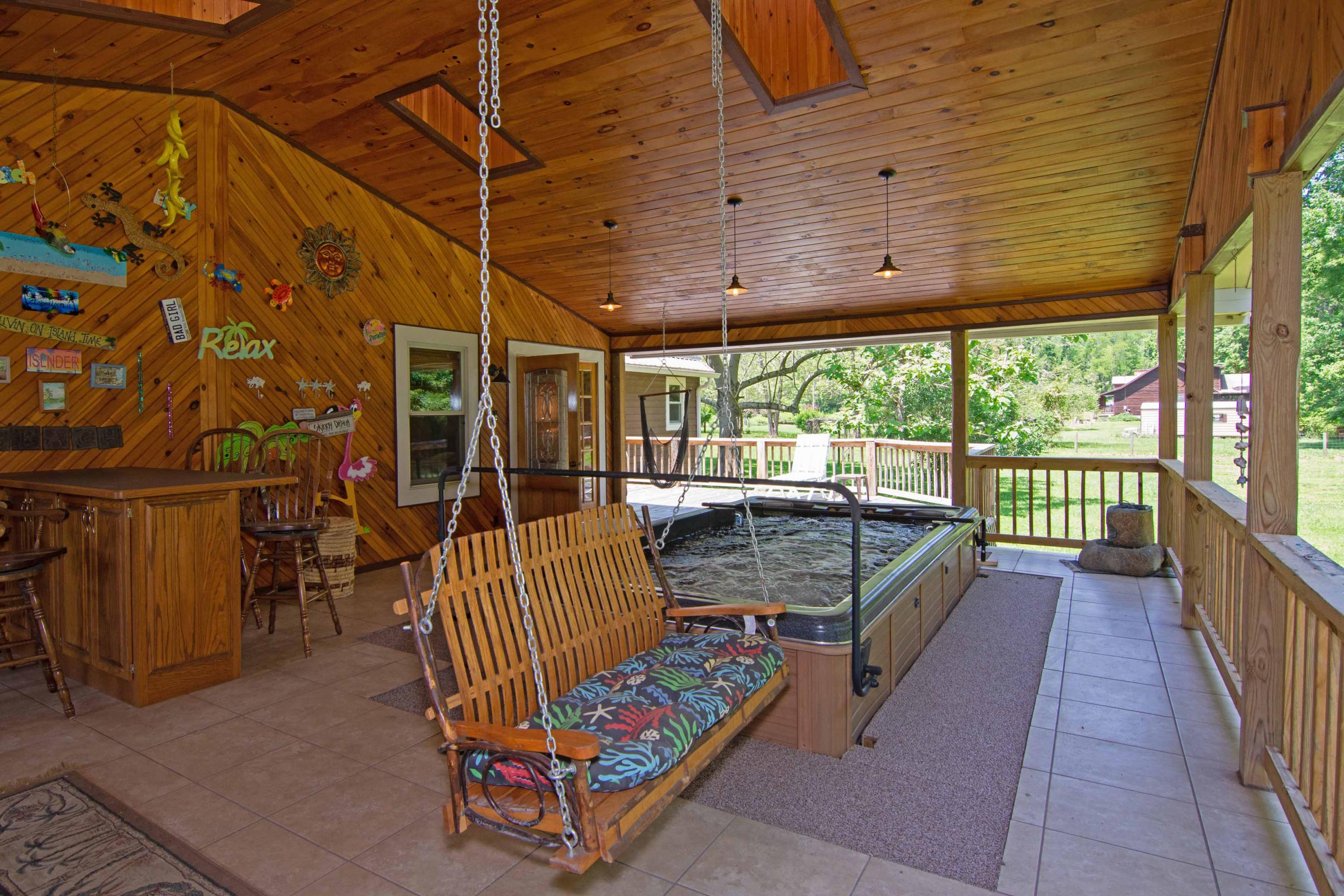 5182 New River Road Hinton, WV 25951 - Photo 24 of 70 Gallery Image 24