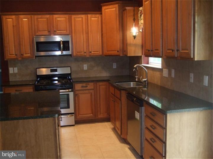 652 Ebersole Road Reading, PA 19605 - Photo 8 of 22 Kitchen