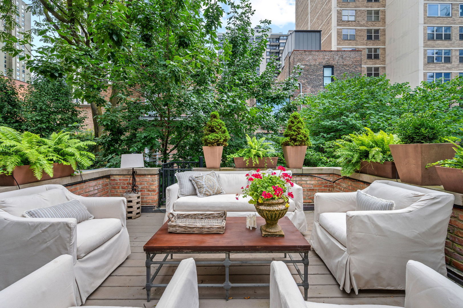 55 East Elm Street Chicago, IL 60611 - Photo 18 of 29