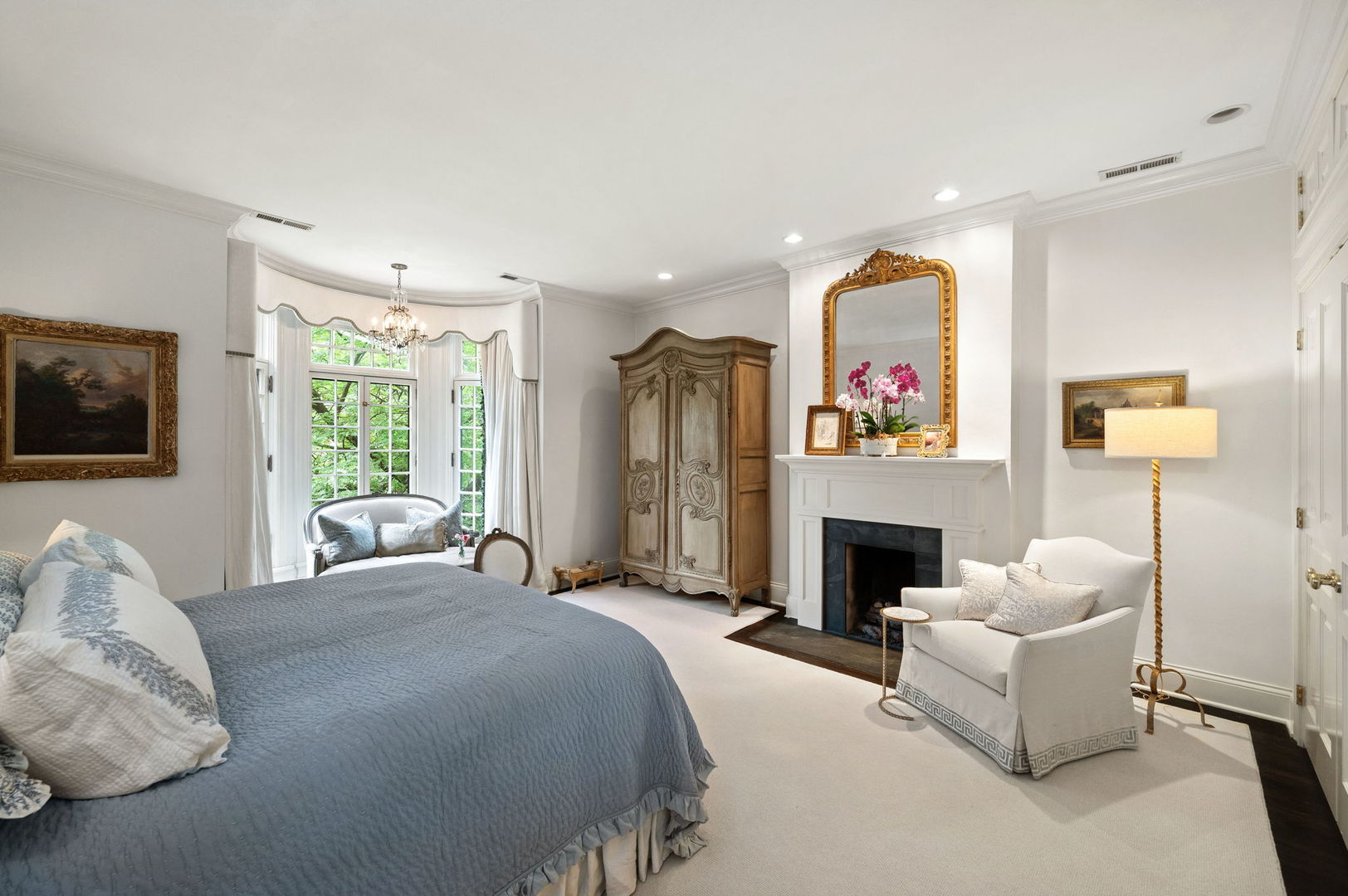 55 East Elm Street Chicago, IL 60611 - Photo 20 of 29