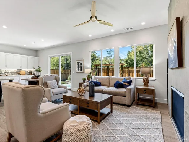 $1,695,000 | 2277 Napa Vallejo Highway, Napa, CA 94558