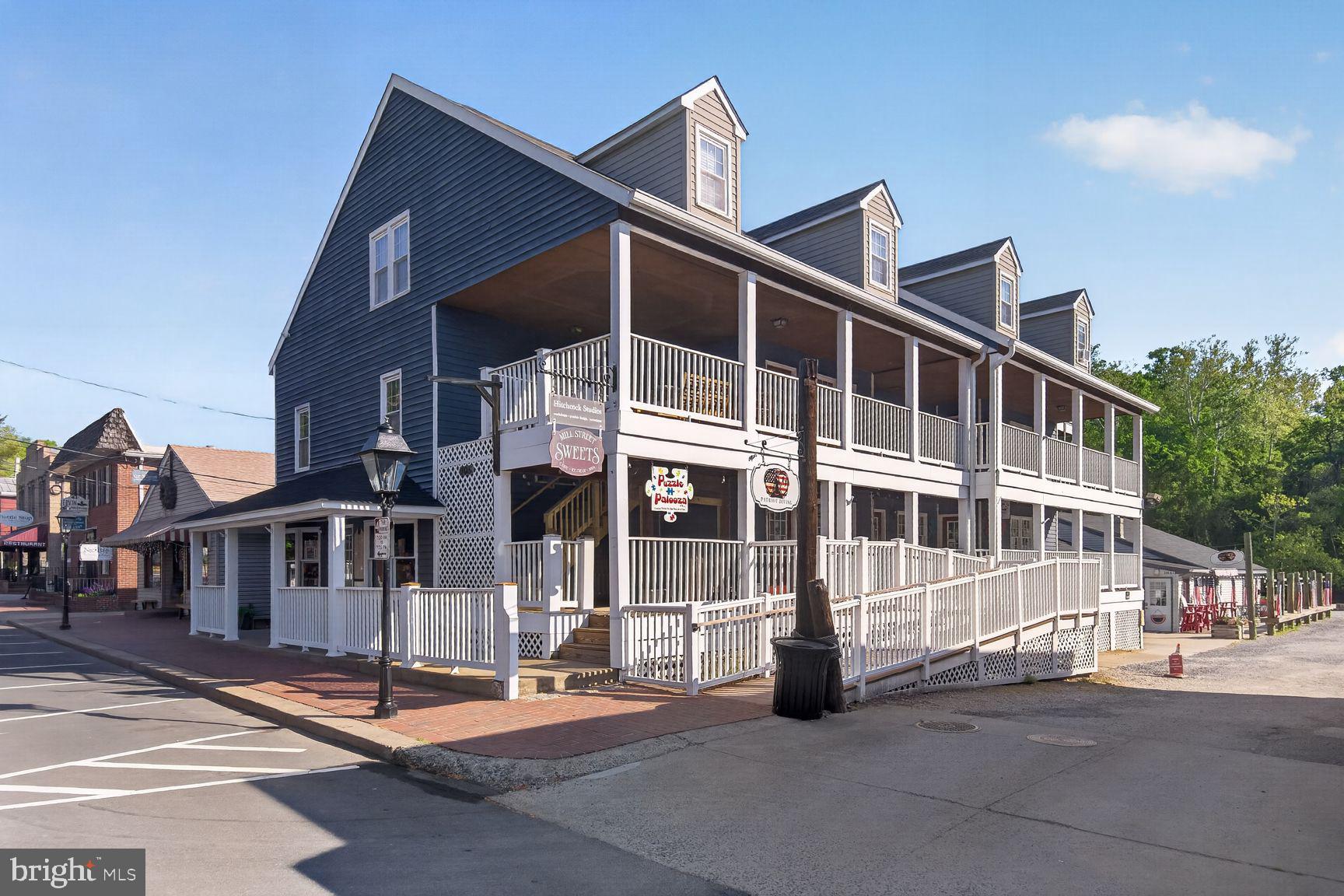 300 Center Lane Occoquan, VA 22125 - Photo 41 of 50 a view of a large building
