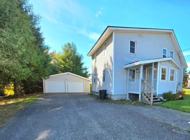 $189,900 | 39 Washington Street, Caribou, ME 04736