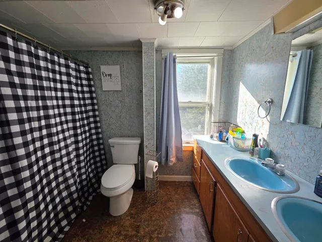 $189,900 | 39 Washington Street, Caribou, ME 04736