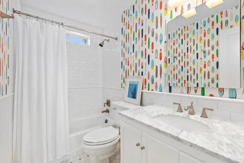 $3,950,000 | 28 Ditch Plains Road, Montauk, NY 11954