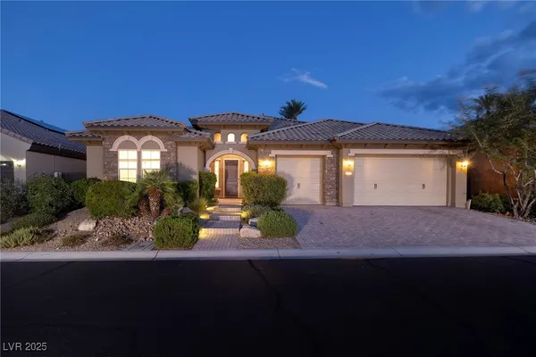 $995,000 | 2720 Bonaparte Lane, Henderson, NV 89044