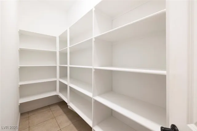 $995,000 | 2720 Bonaparte Lane, Henderson, NV 89044